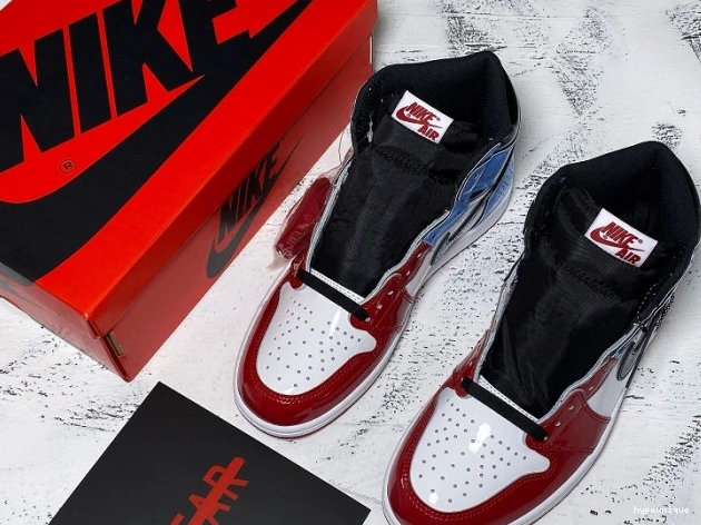 HYPE OG Retro CK5666-100 High 1 Air Fearless Jordan 0629